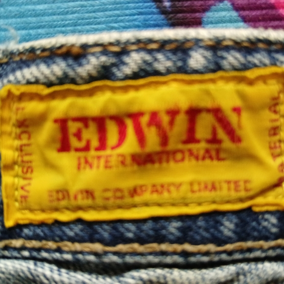 EDWIN vintage (late 80's) button fly jeans. Waist 29. Length 32. - Picture 2 of 9